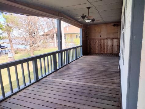 201 N Oak Acres Drive N Malakoff TX 75148
