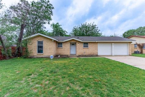 905 Madrid Street Hurst TX 76053