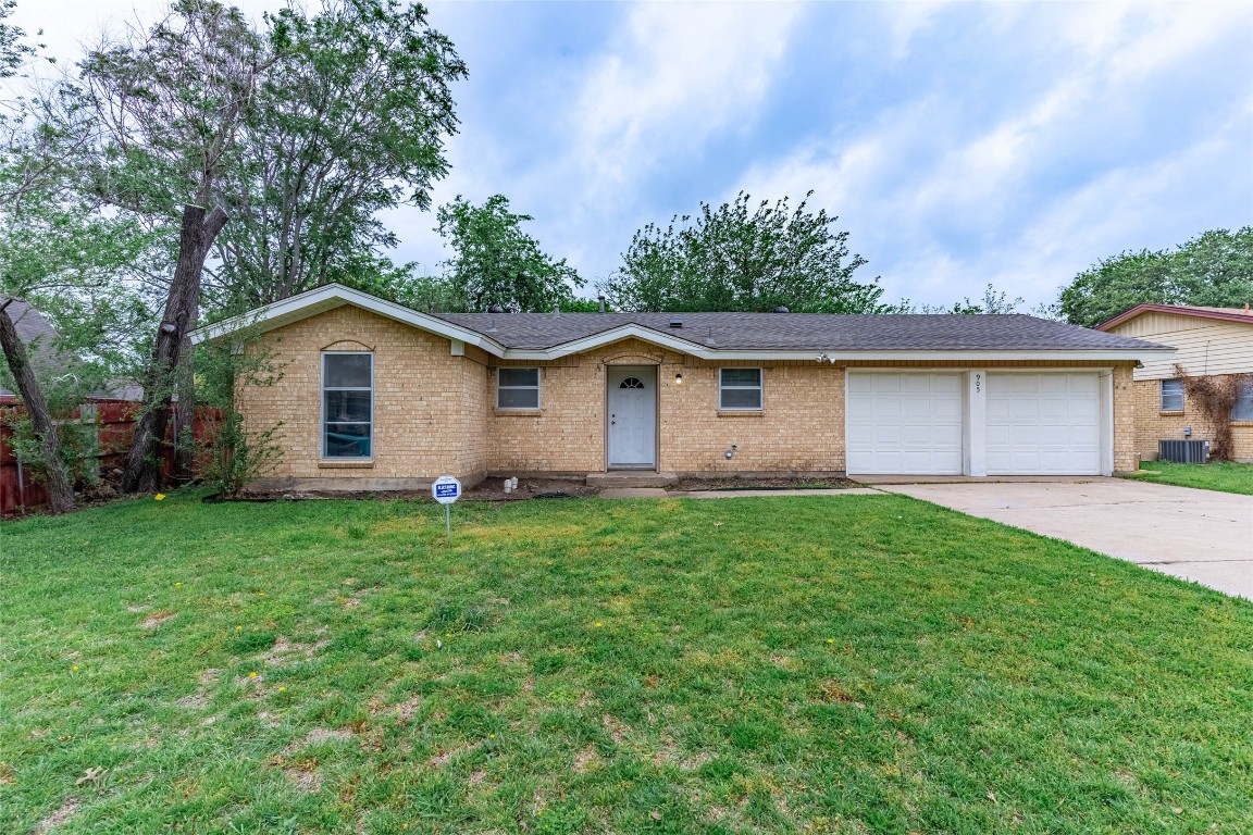 905 Madrid Street Hurst TX 76053