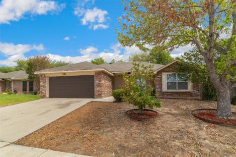 524 Nathan Street Saginaw TX 76179