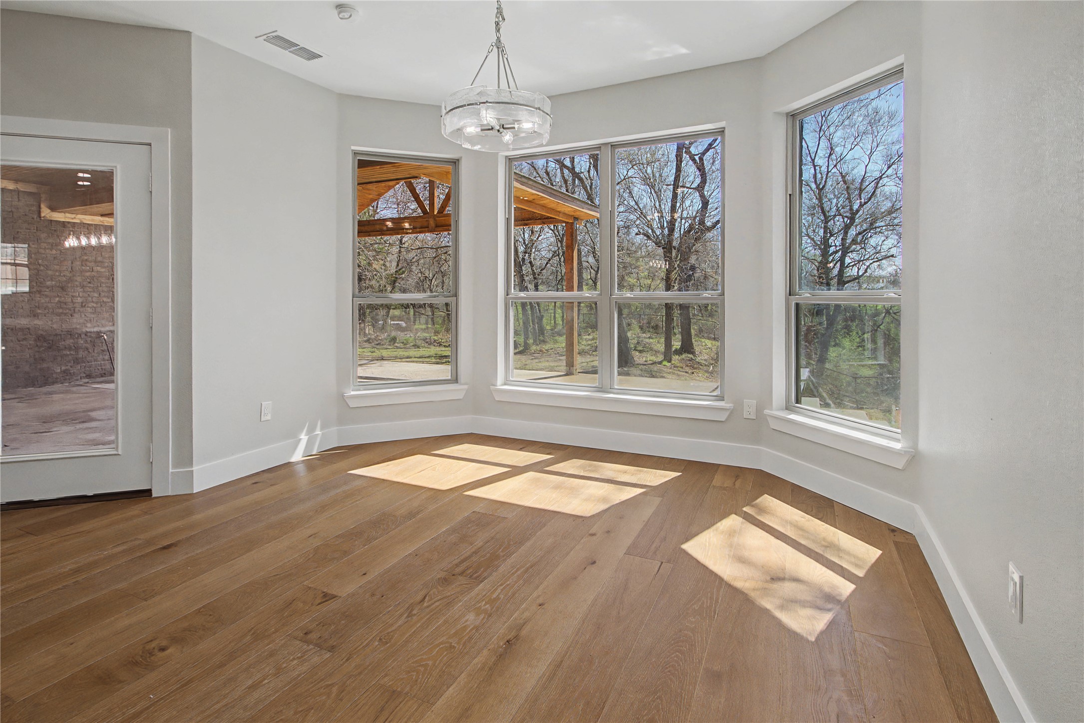 108 Winding Way Azle TX 76020