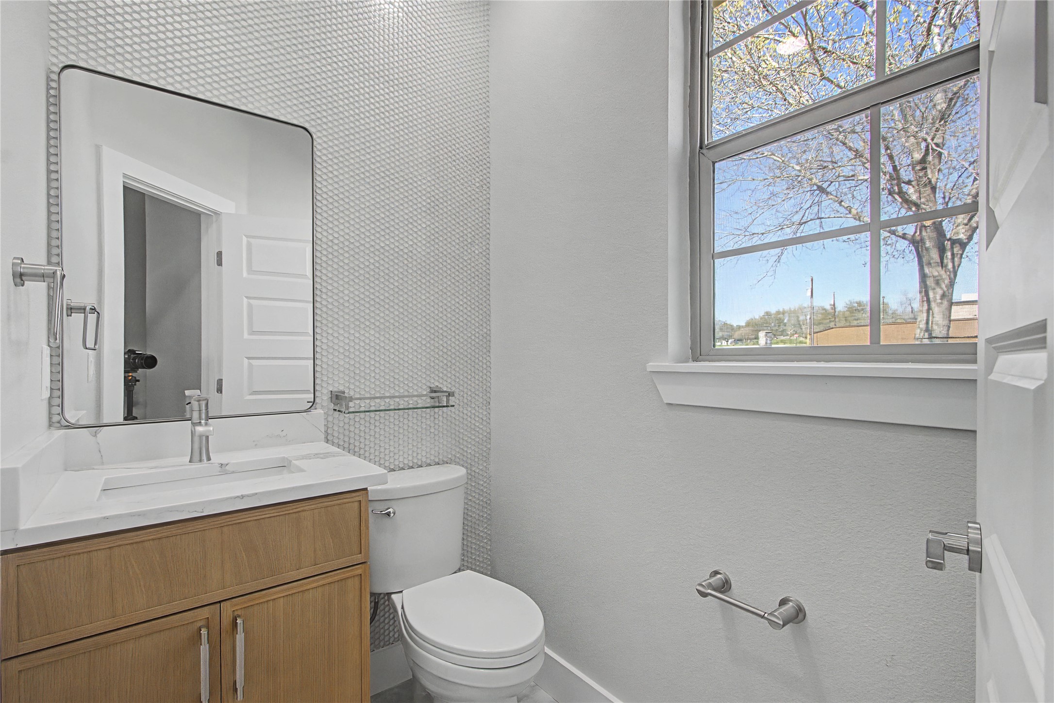 108 Winding Way Azle TX 76020