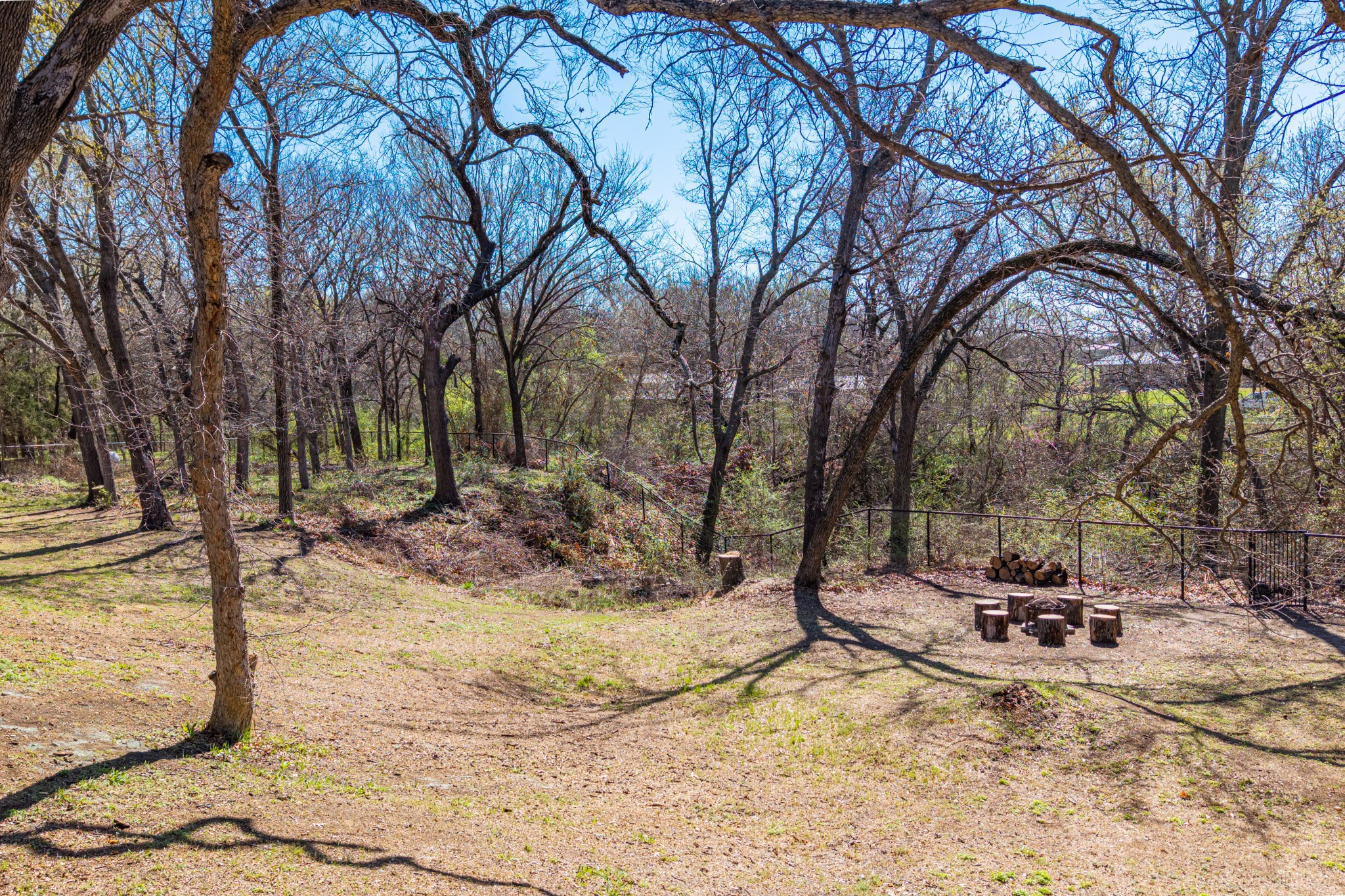108 Winding Way Azle TX 76020