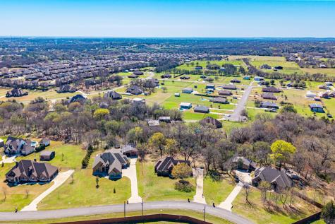 108 Winding Way Azle TX 76020