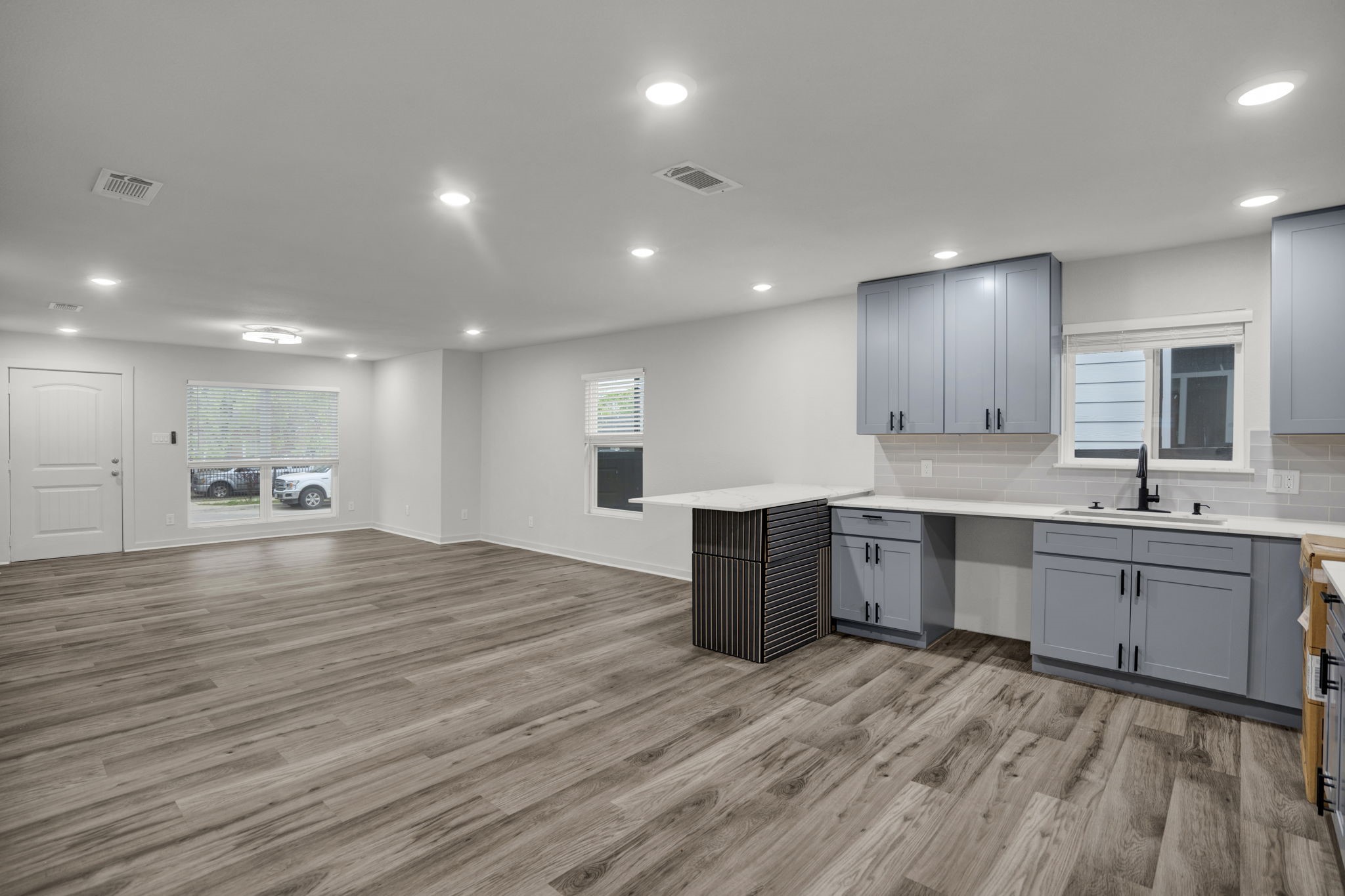 3023 Arizona Avenue Dallas TX 75216