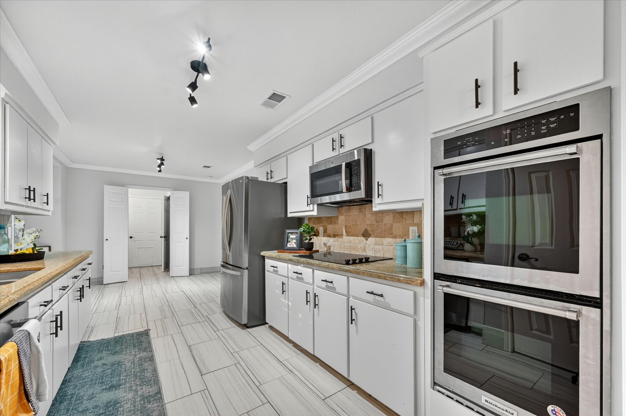 2709 Chadwick Drive Plano TX 75075