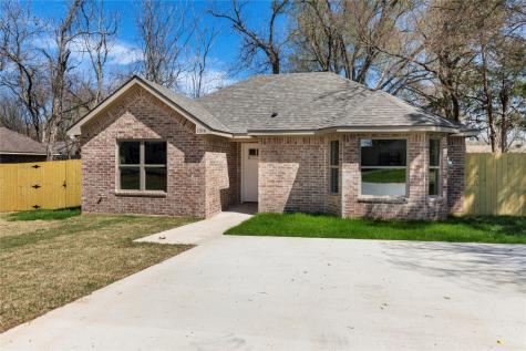 1314 S Fannin Avenue Denison TX 75020