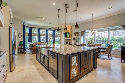 905 Hills Creek Drive Mckinney TX 75072