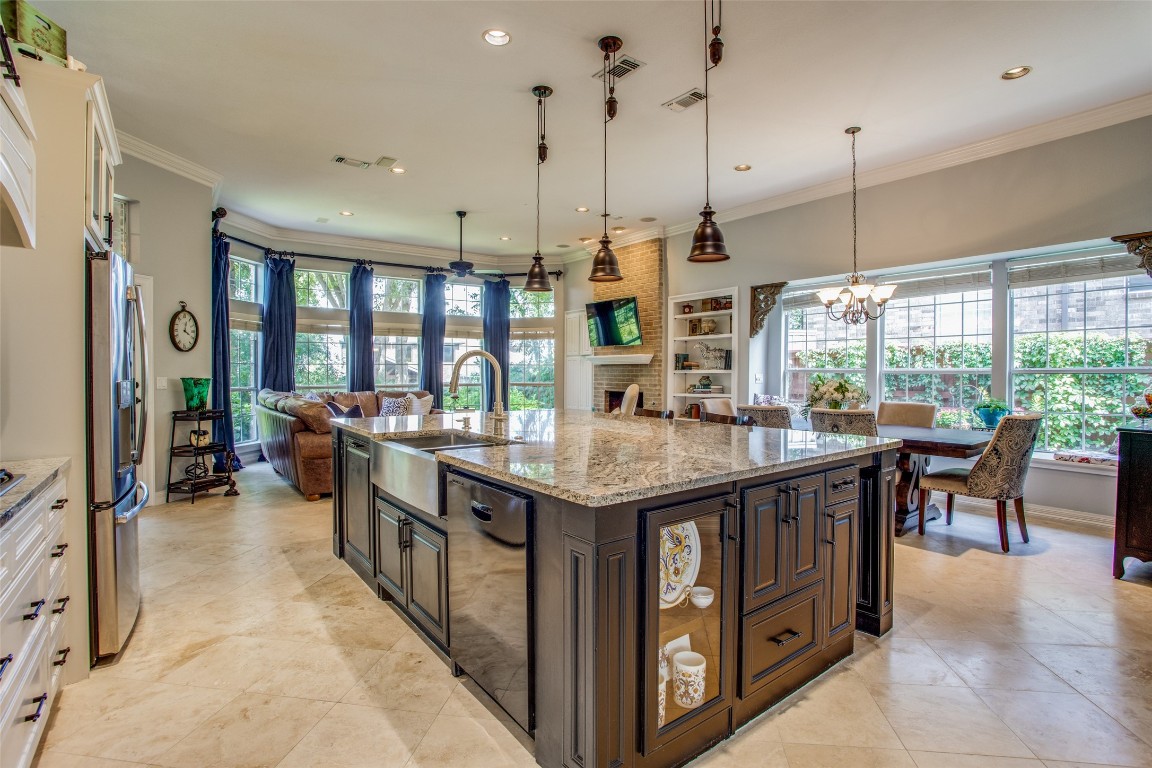 905 Hills Creek Drive Mckinney TX 75072
