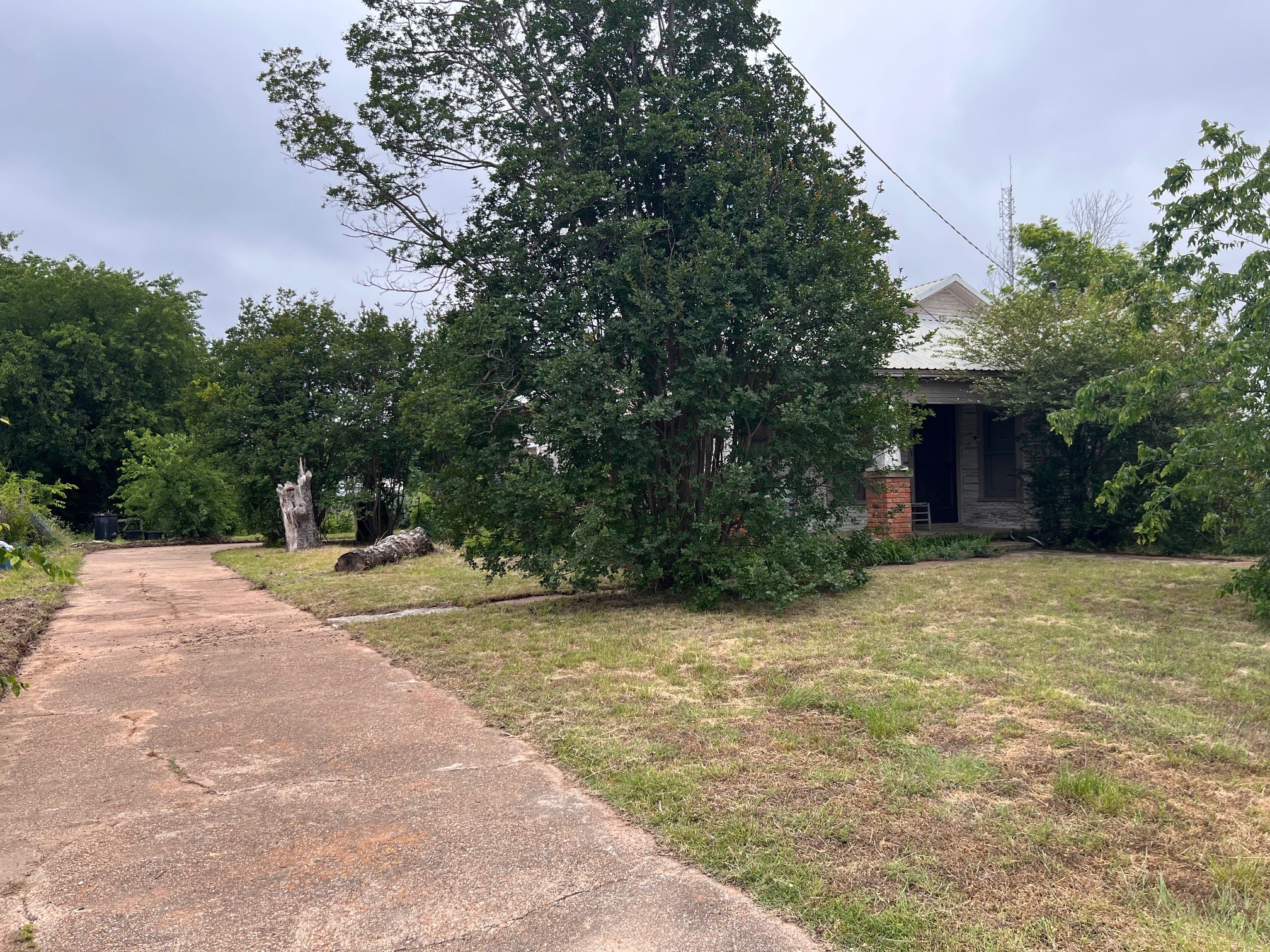 101 E Commerce Street Gustine TX 76455