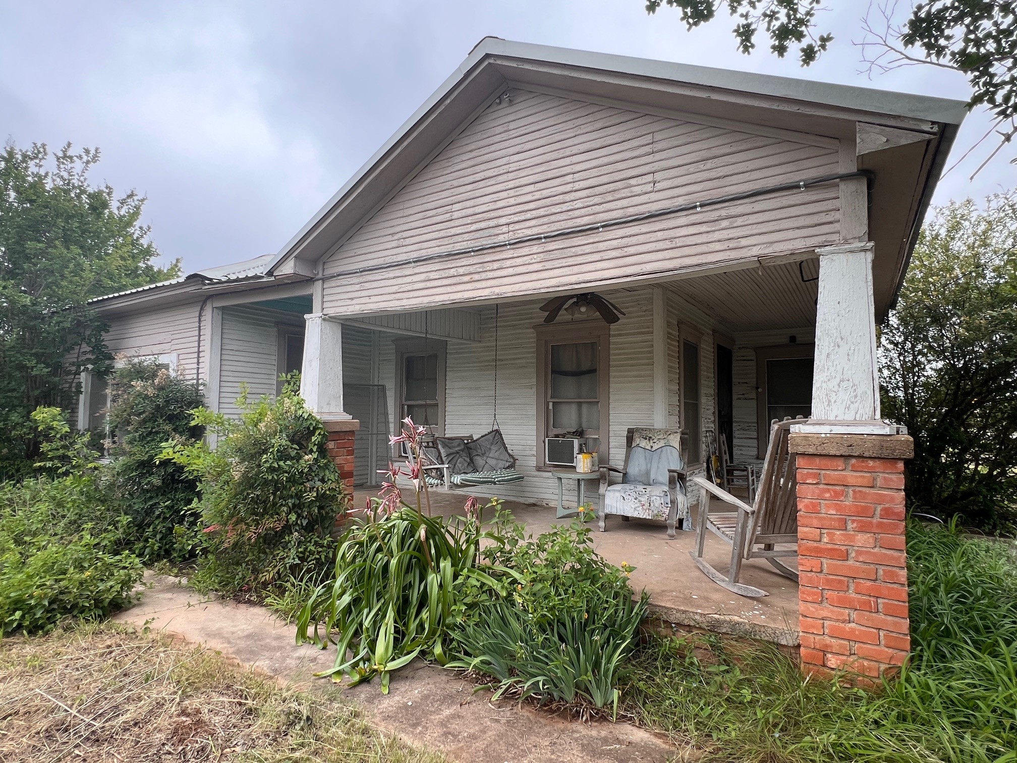 101 E Commerce Street Gustine TX 76455