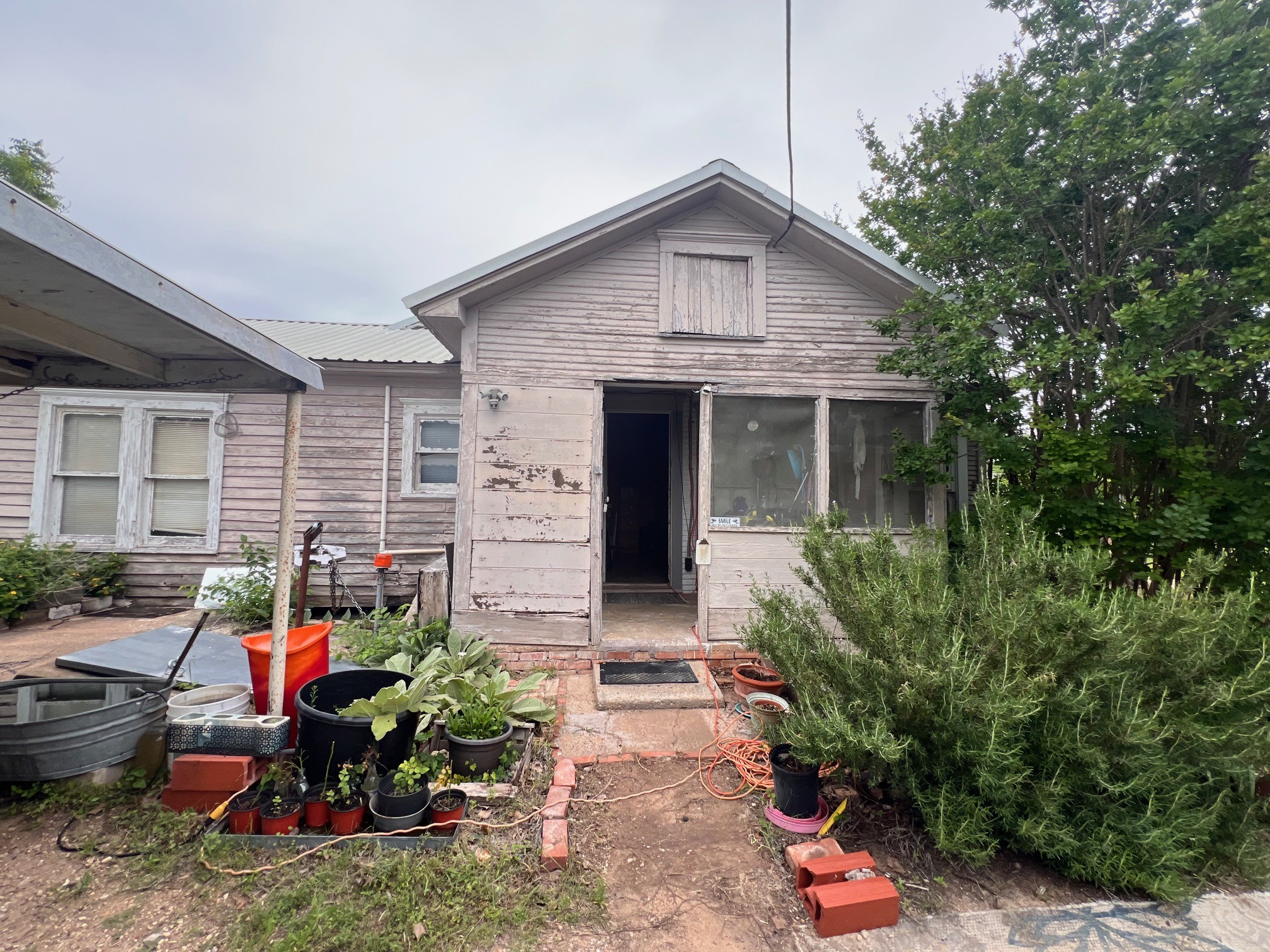 101 E Commerce Street Gustine TX 76455