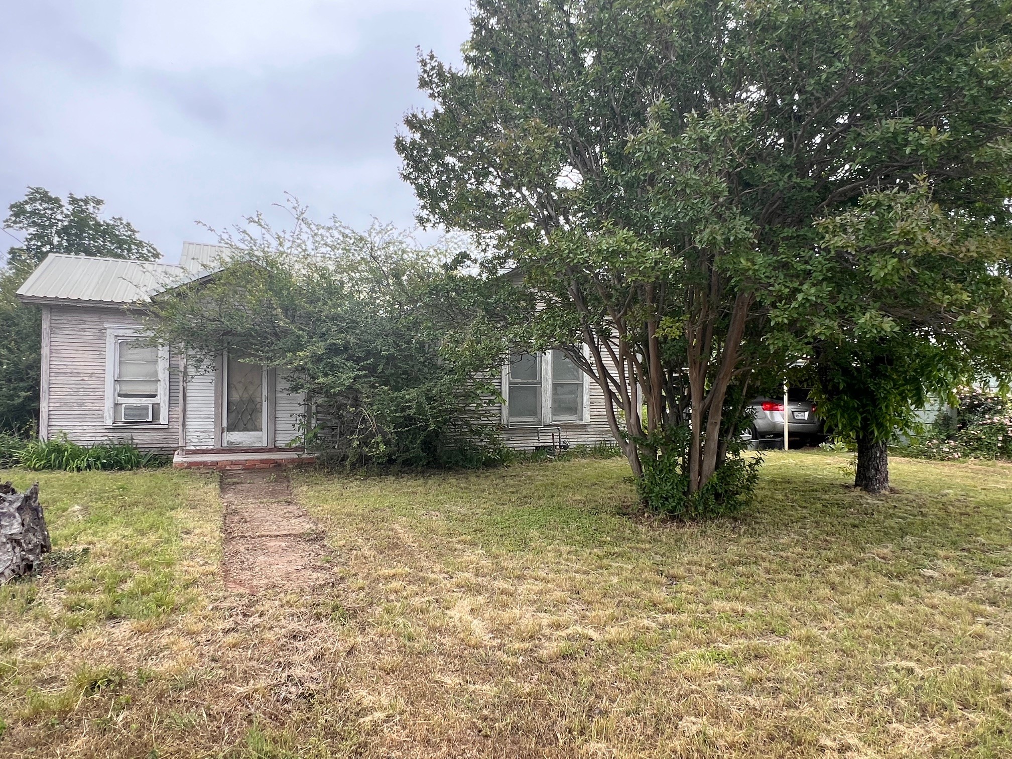 101 E Commerce Street Gustine TX 76455