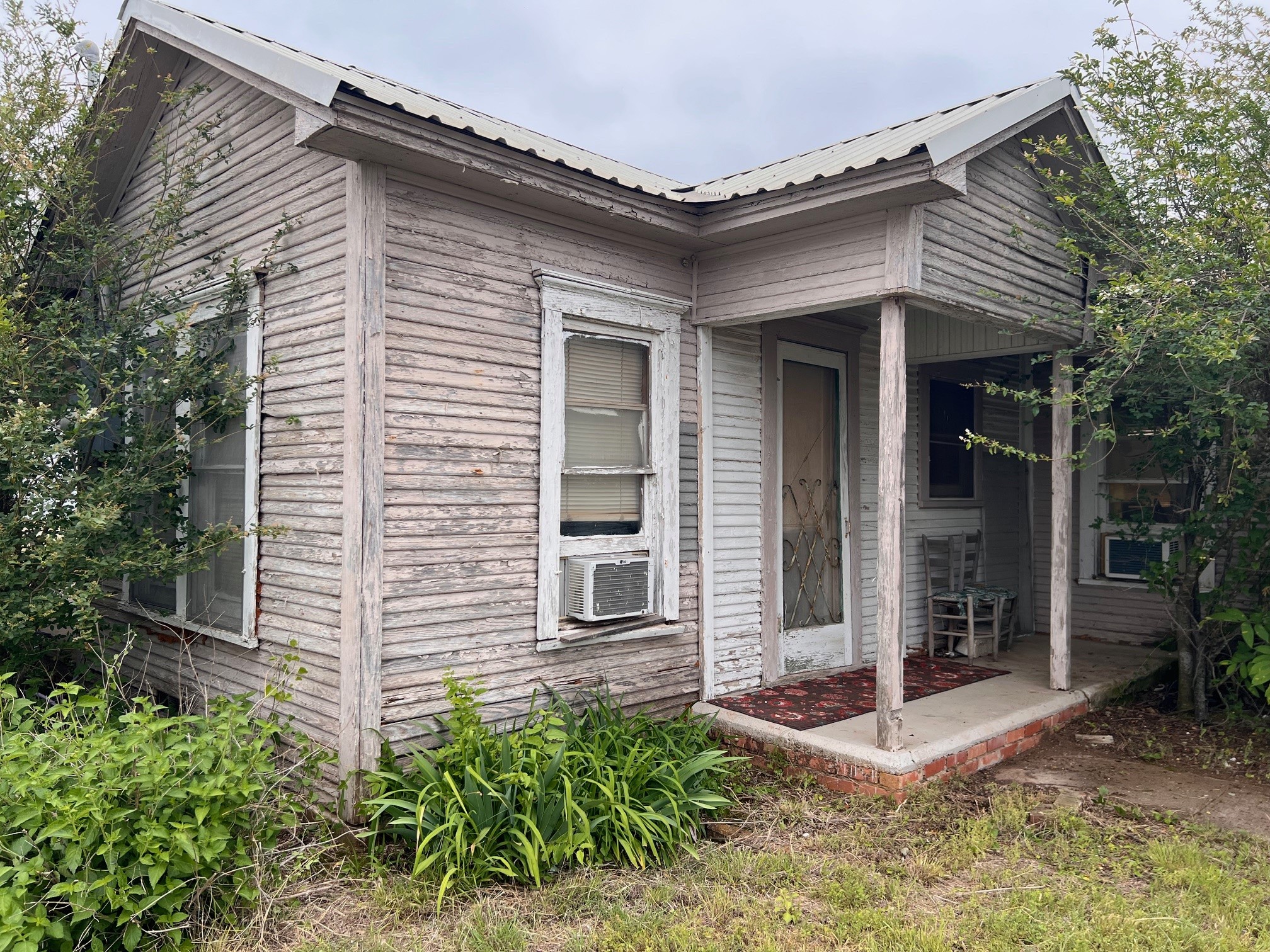 101 E Commerce Street Gustine TX 76455