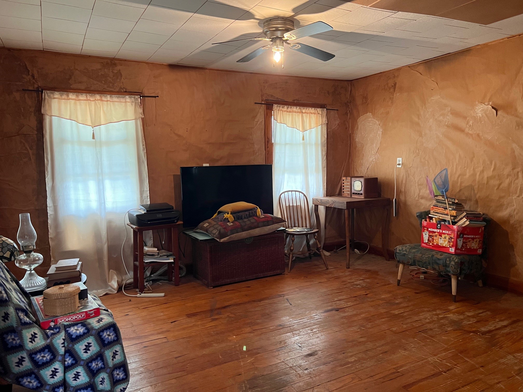 101 E Commerce Street Gustine TX 76455