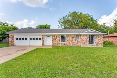 907 Childers Avenue Benbrook TX 76126