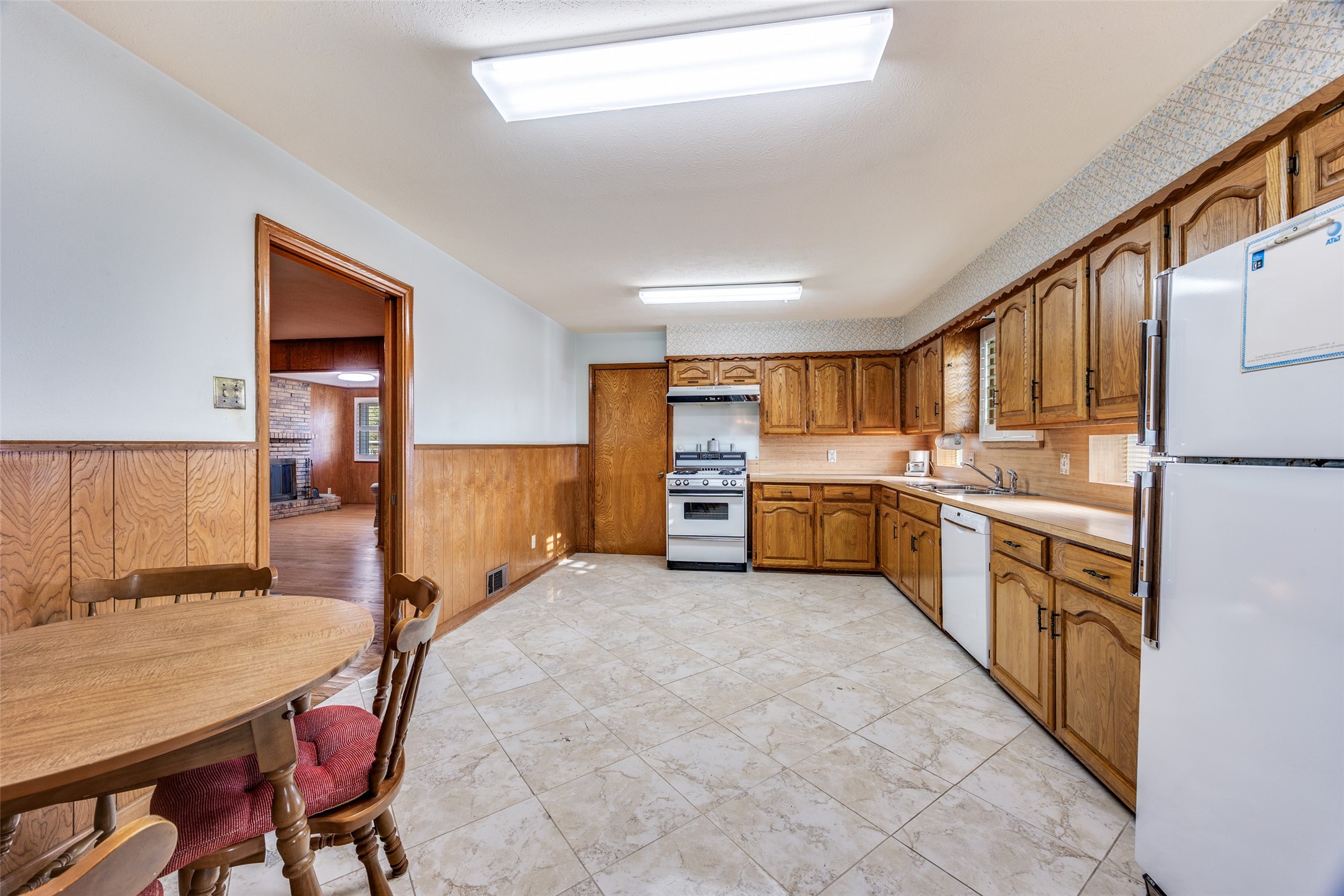3019 Sharpview Lane Dallas TX 75228