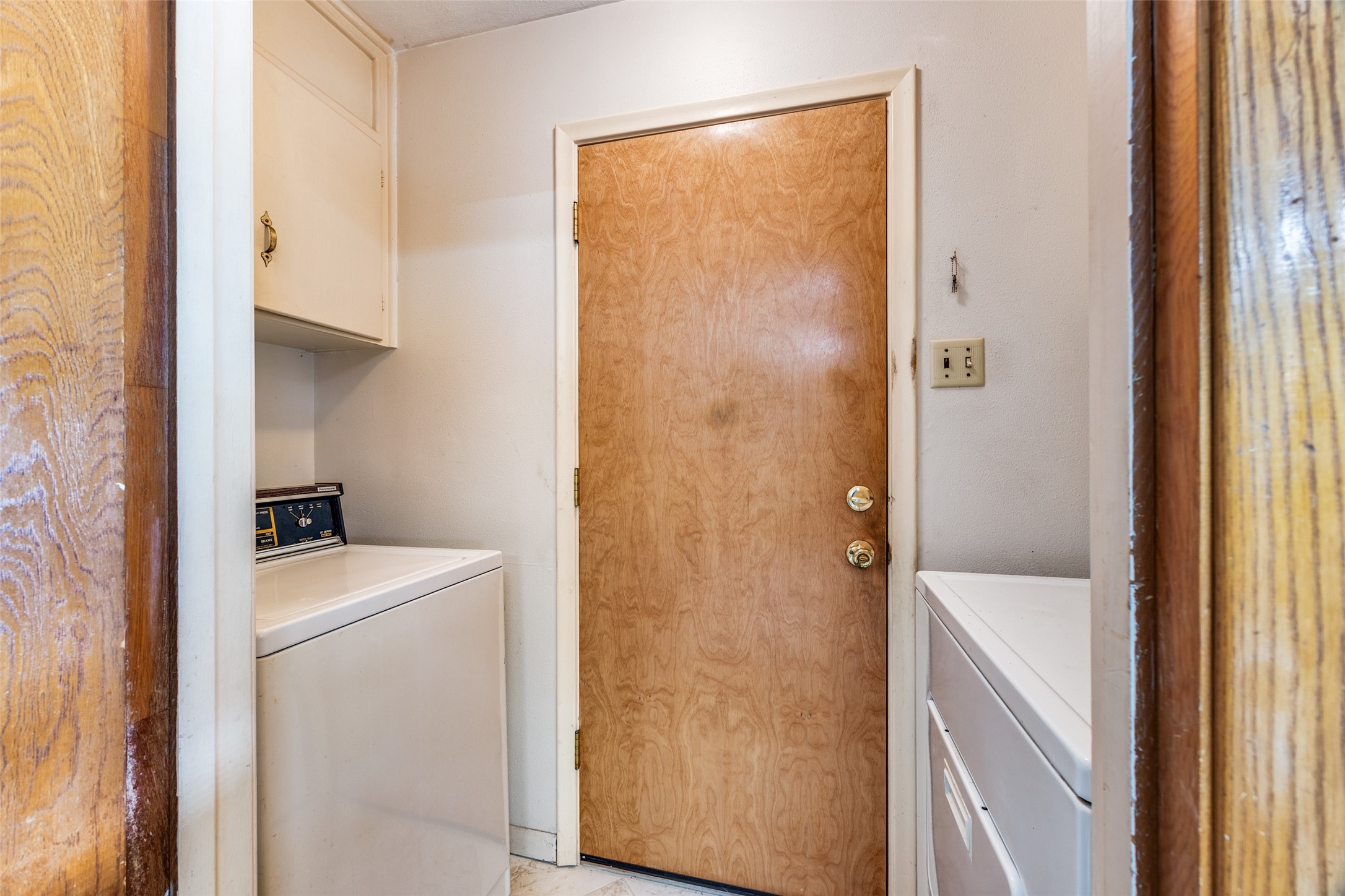 3019 Sharpview Lane Dallas TX 75228