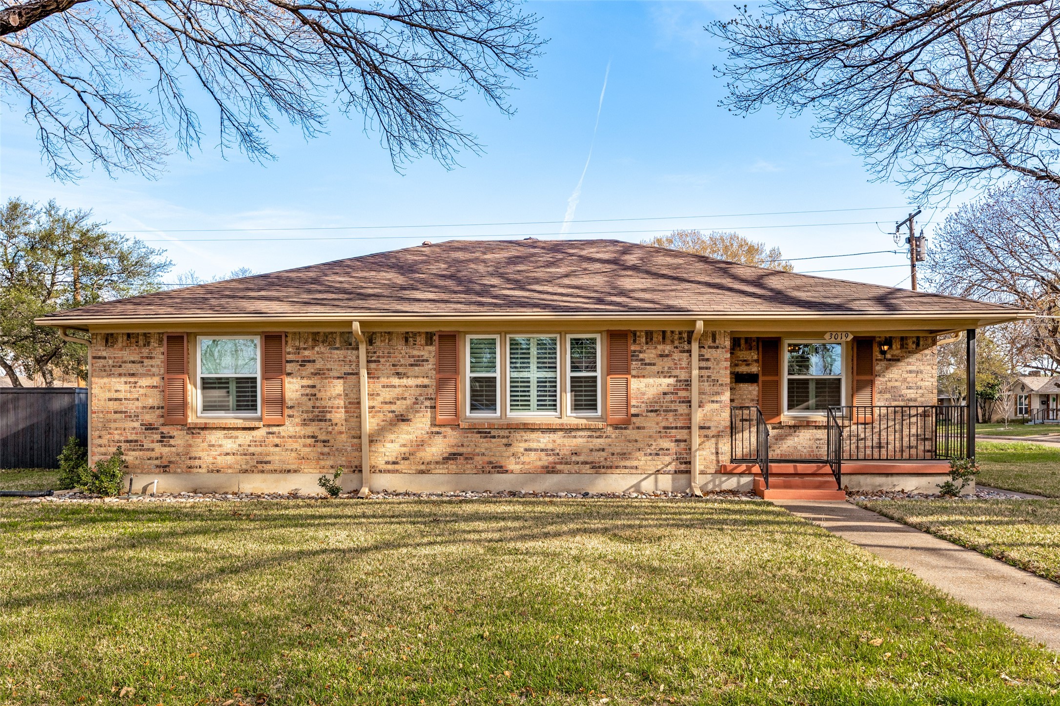 3019 Sharpview Lane Dallas TX 75228
