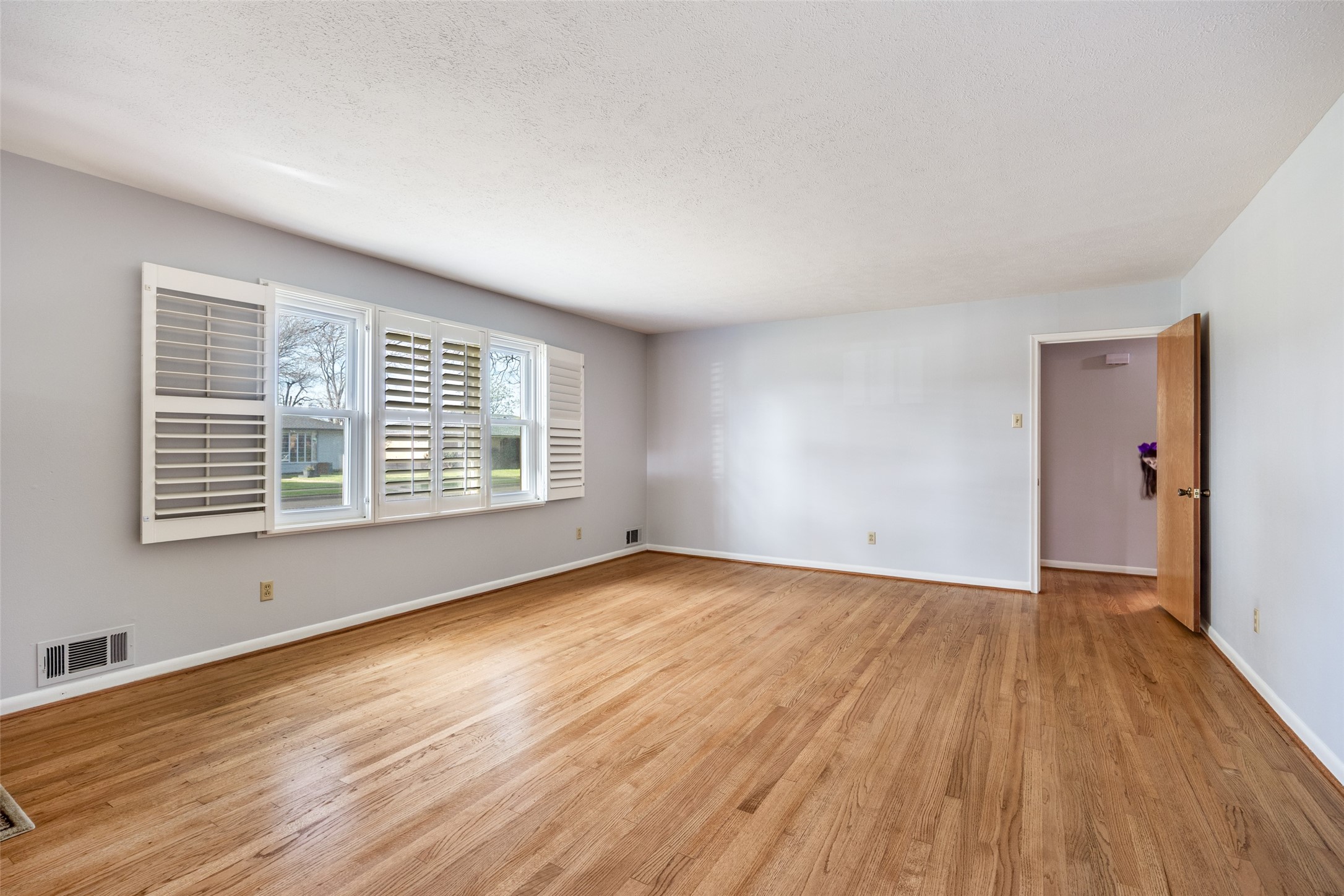 3019 Sharpview Lane Dallas TX 75228