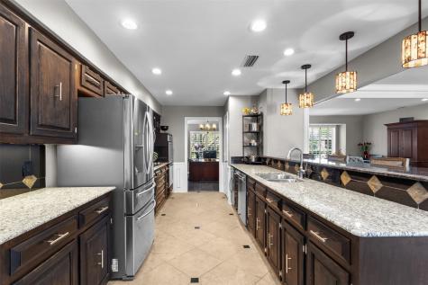 9426 Hillview Drive Dallas TX 75231
