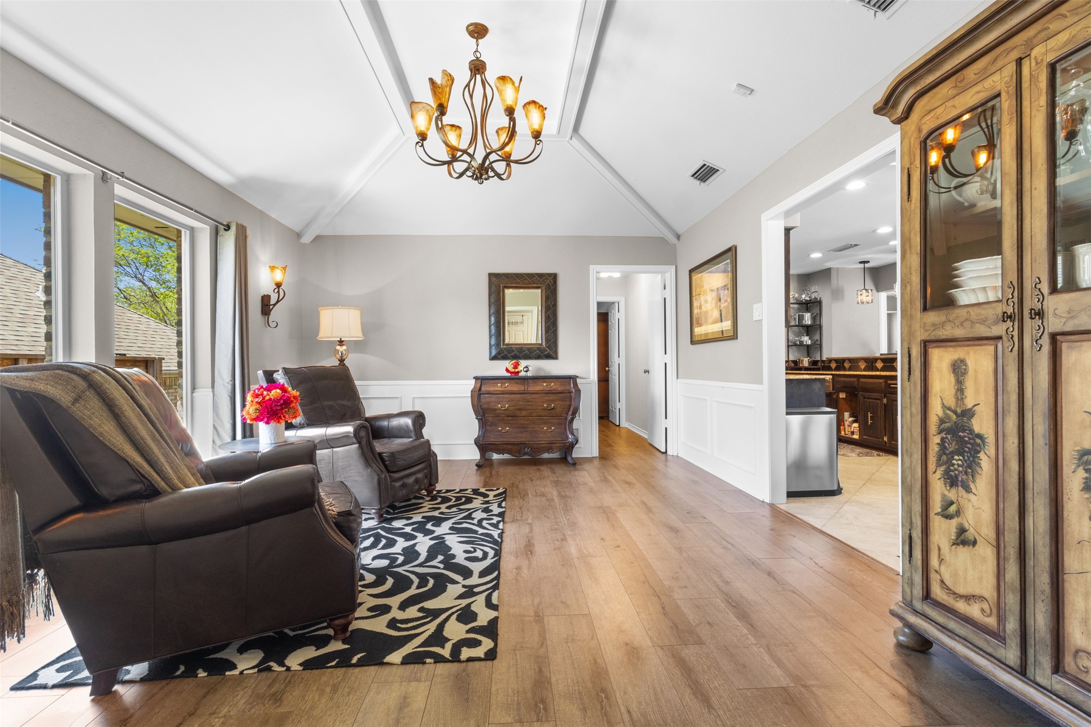 9426 Hillview Drive Dallas TX 75231