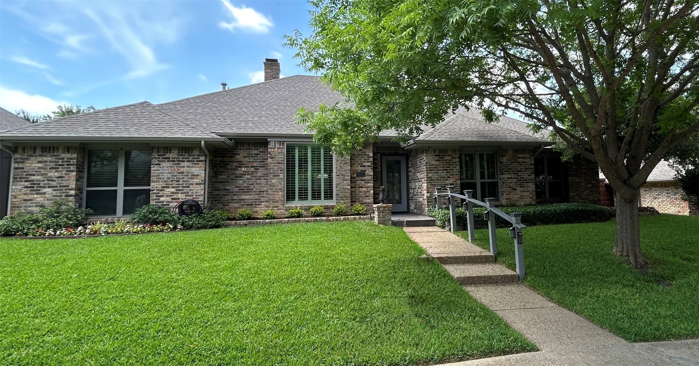 9426 Hillview Drive Dallas TX 75231