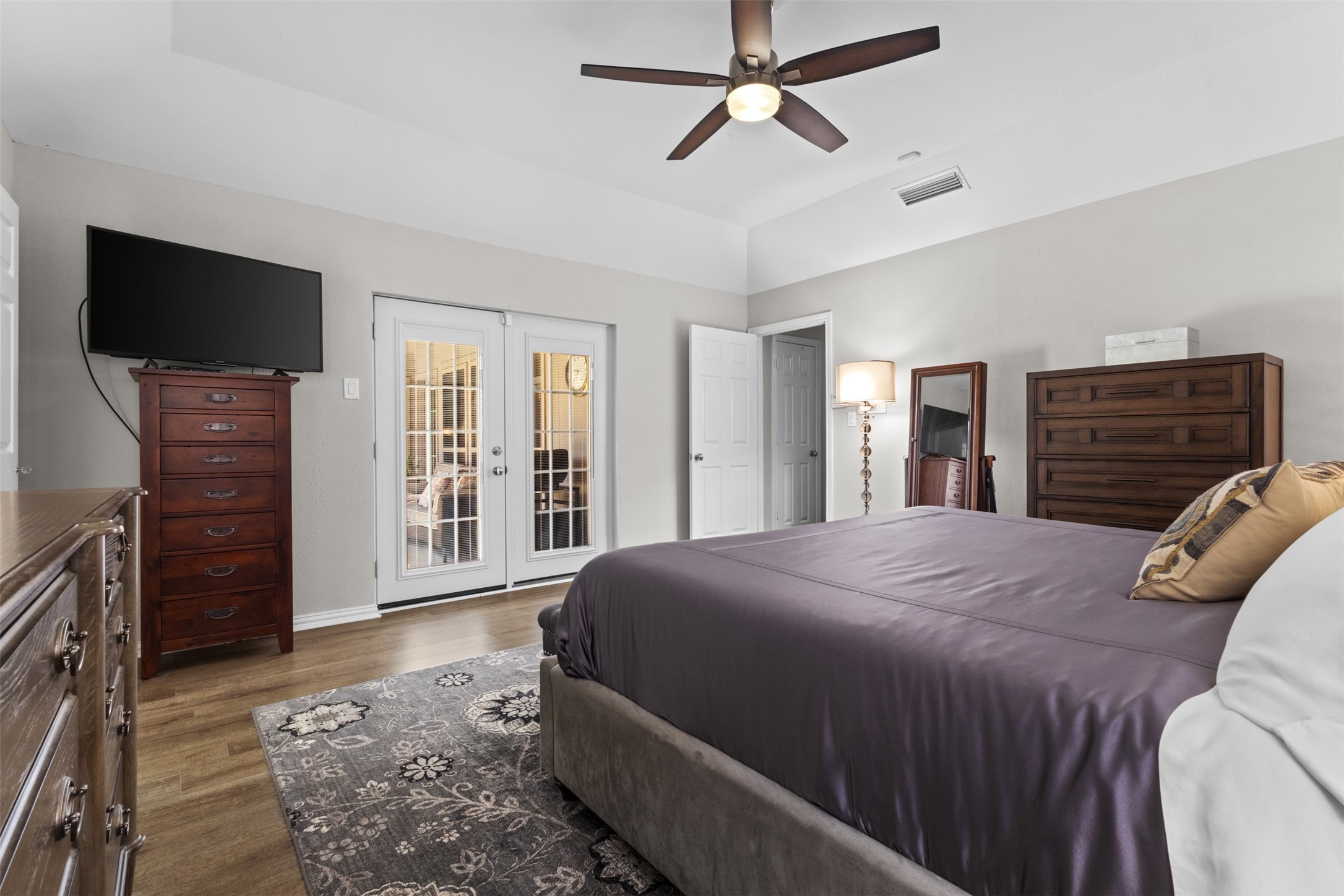 9426 Hillview Drive Dallas TX 75231