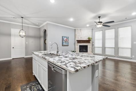 808 Harmony Lane Mckinney TX 75069