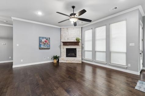 808 Harmony Lane Mckinney TX 75069