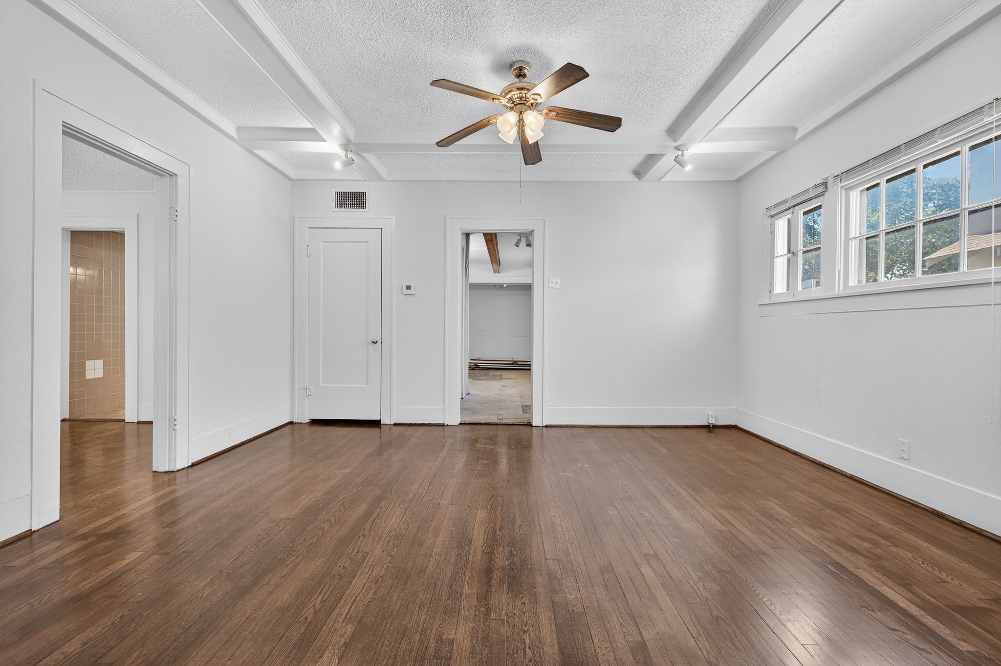 916-B E Hubbard Street Mineral Wells TX 76067