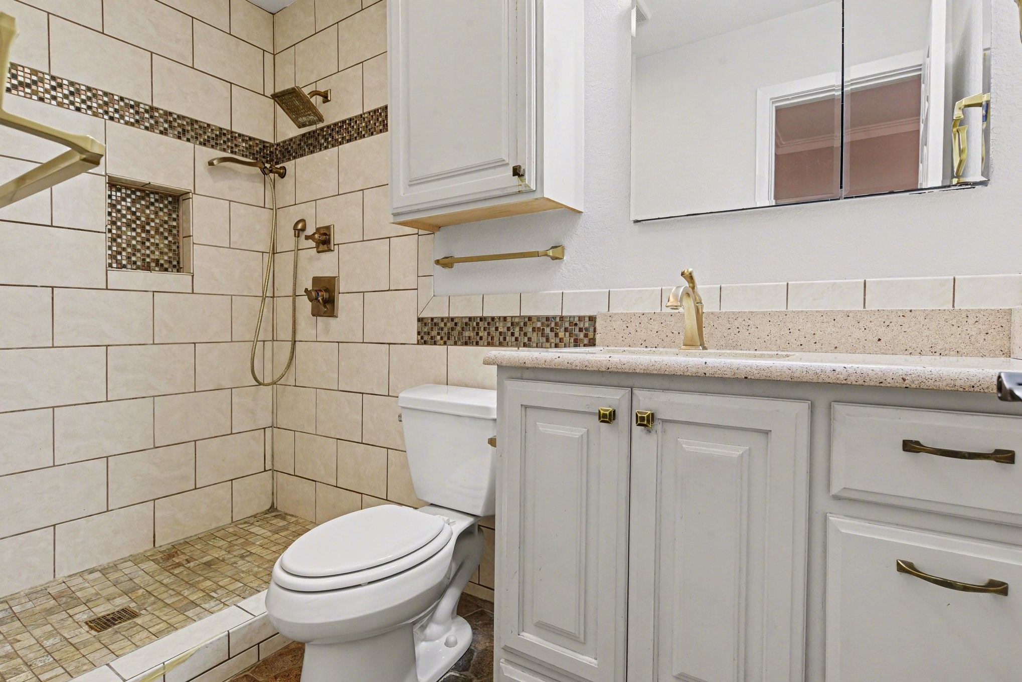 5926 Rosehill Road Garland TX 75043