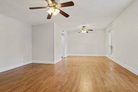 5926 Rosehill Road Garland TX 75043