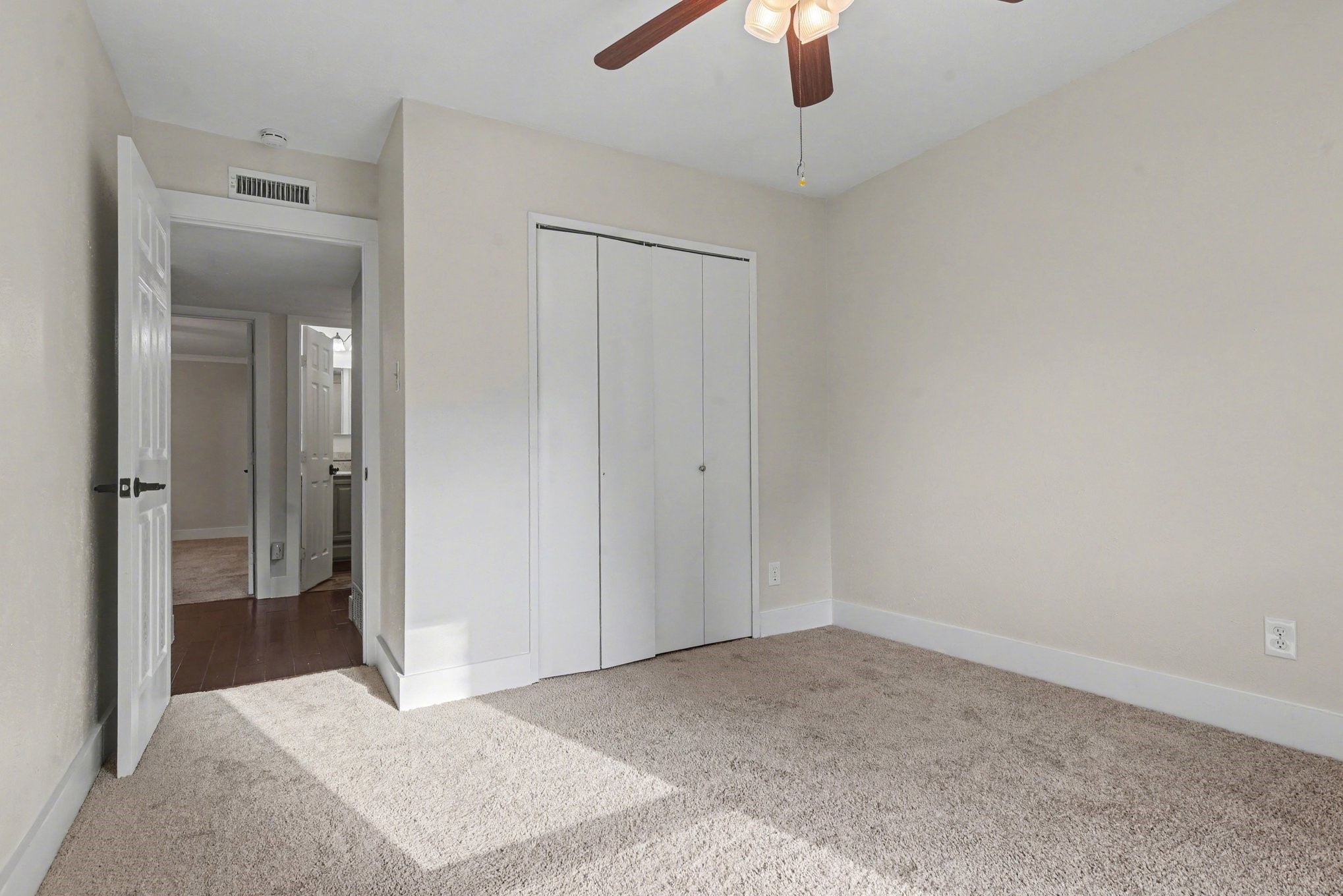 5926 Rosehill Road Garland TX 75043