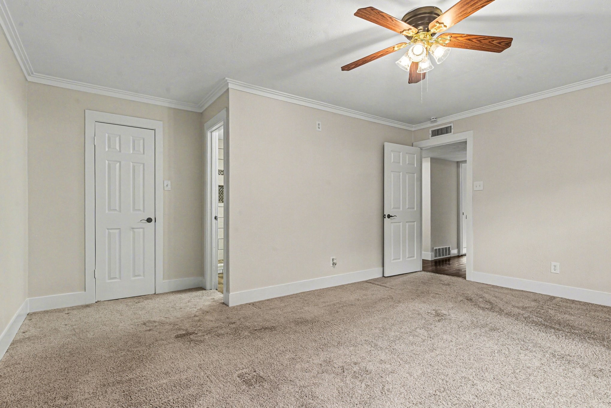 5926 Rosehill Road Garland TX 75043