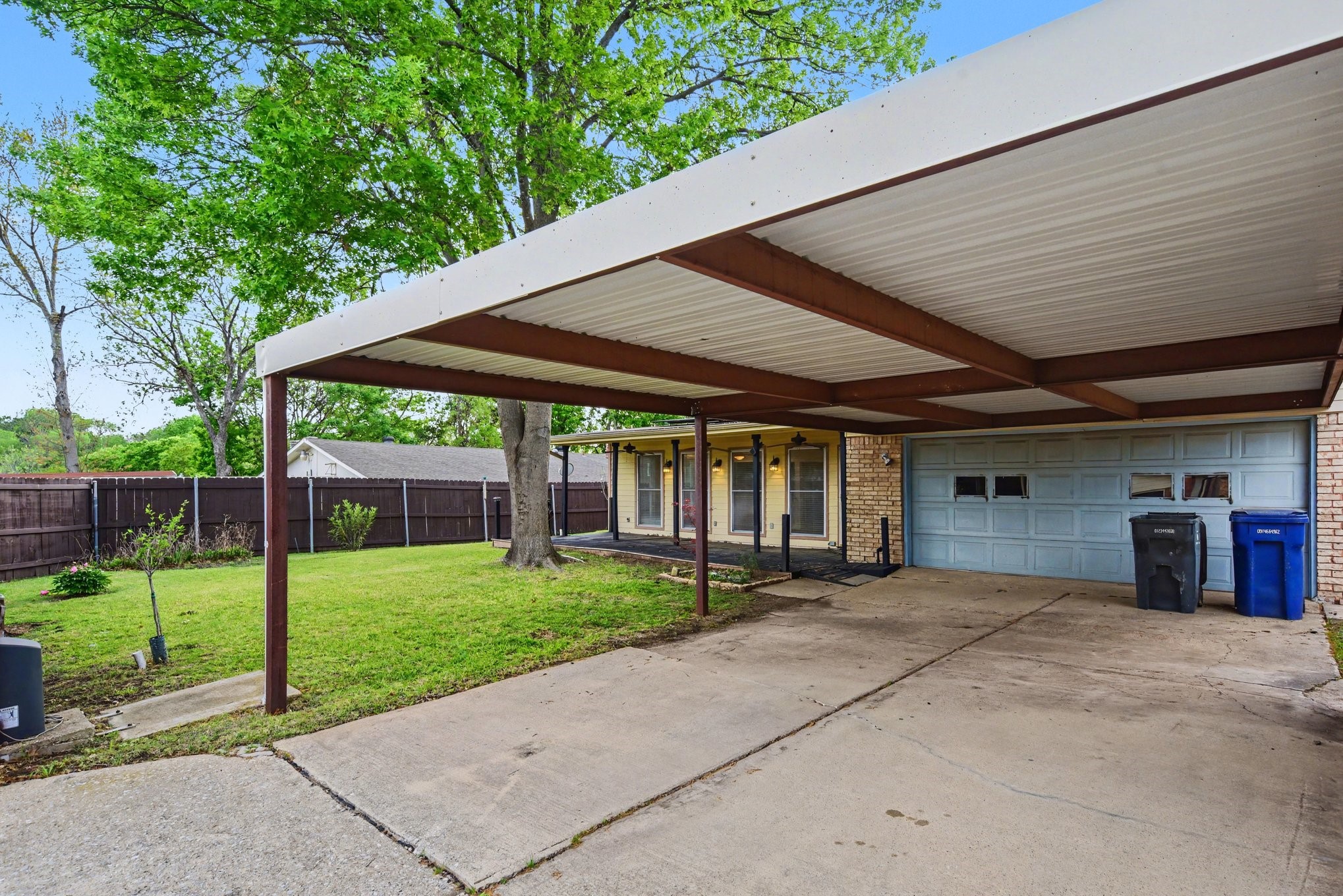5926 Rosehill Road Garland TX 75043