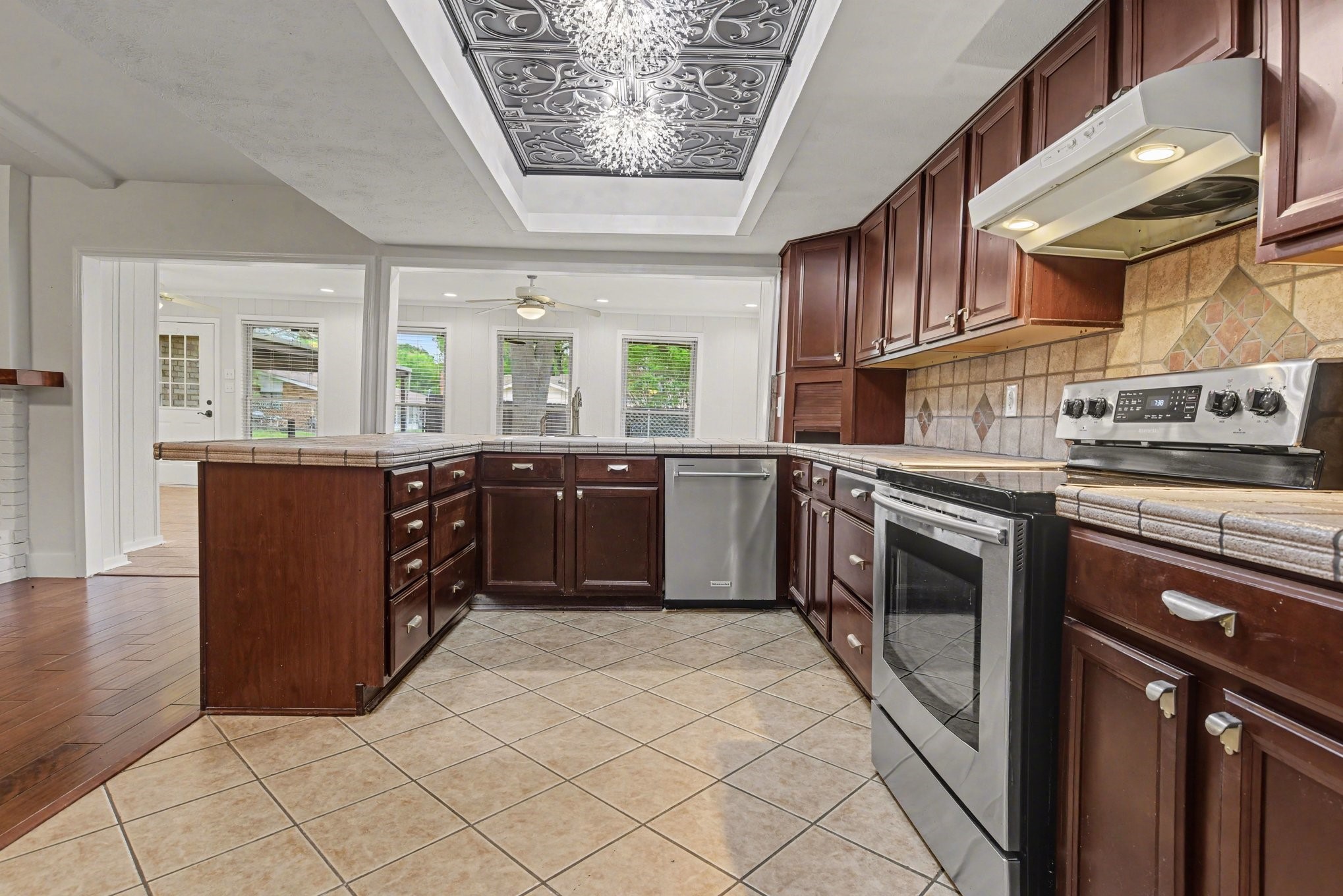5926 Rosehill Road Garland TX 75043