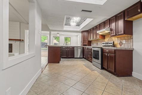 5926 Rosehill Road Garland TX 75043