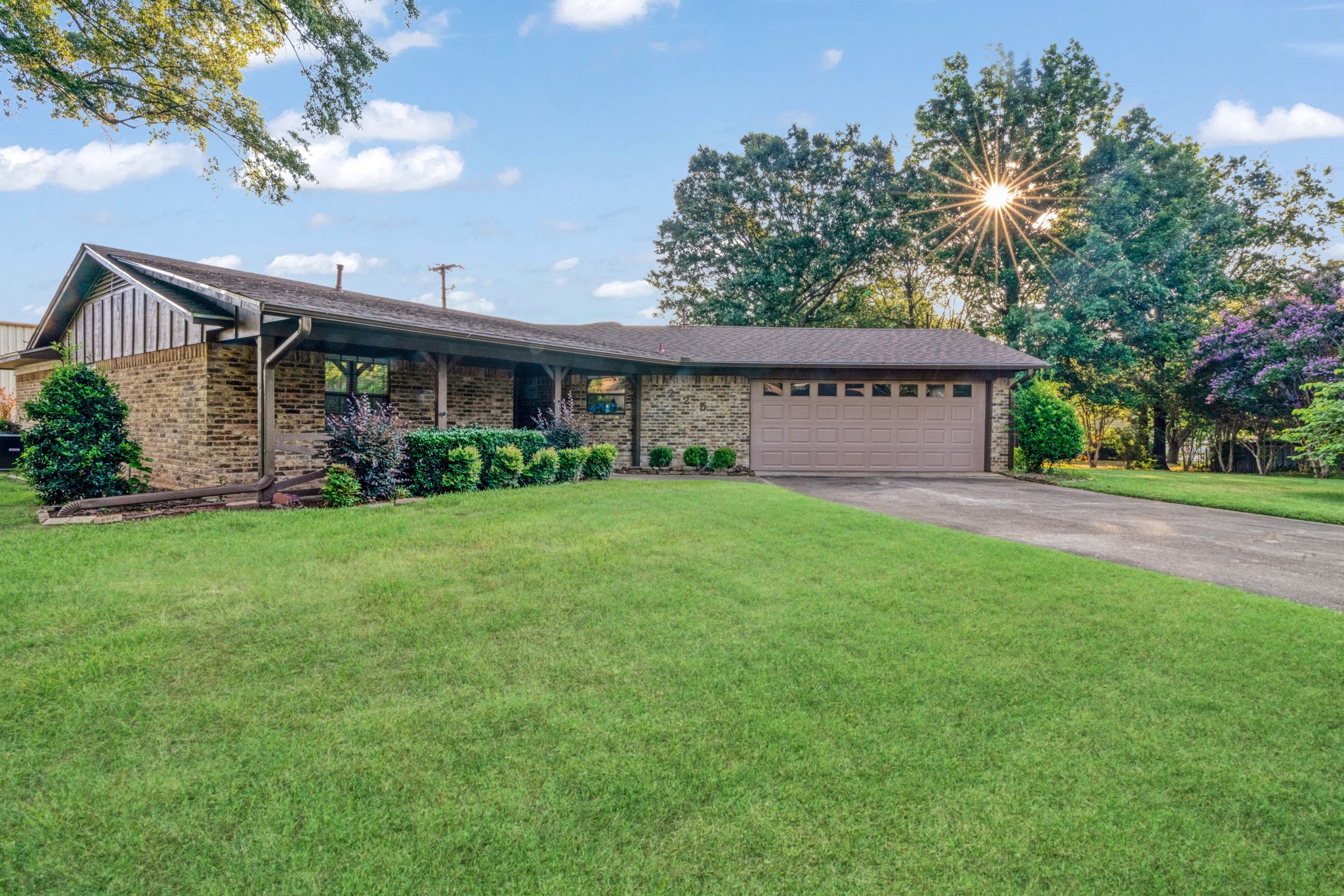 225 34th Street SE Paris TX 75460