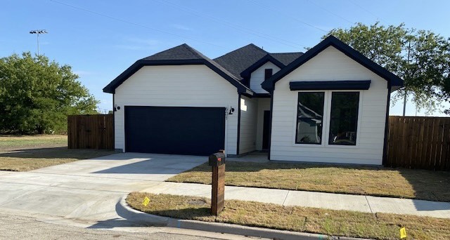 601 Perry Avenue Waxahachie TX 75165