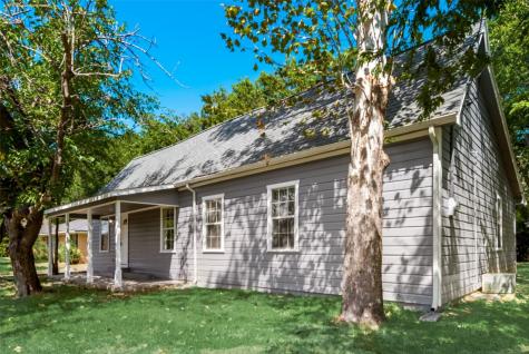 503 S Elm Street Kemp TX 75143