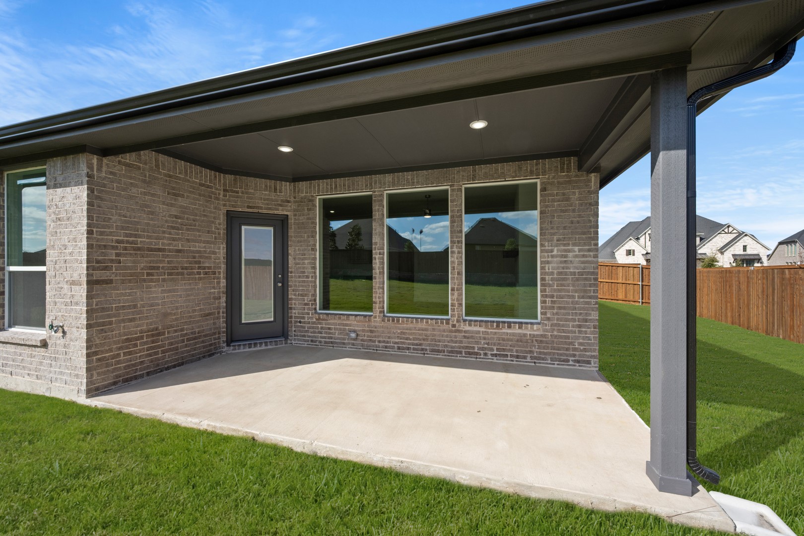220 Pine Leaf Trail Waxahachie TX 75165