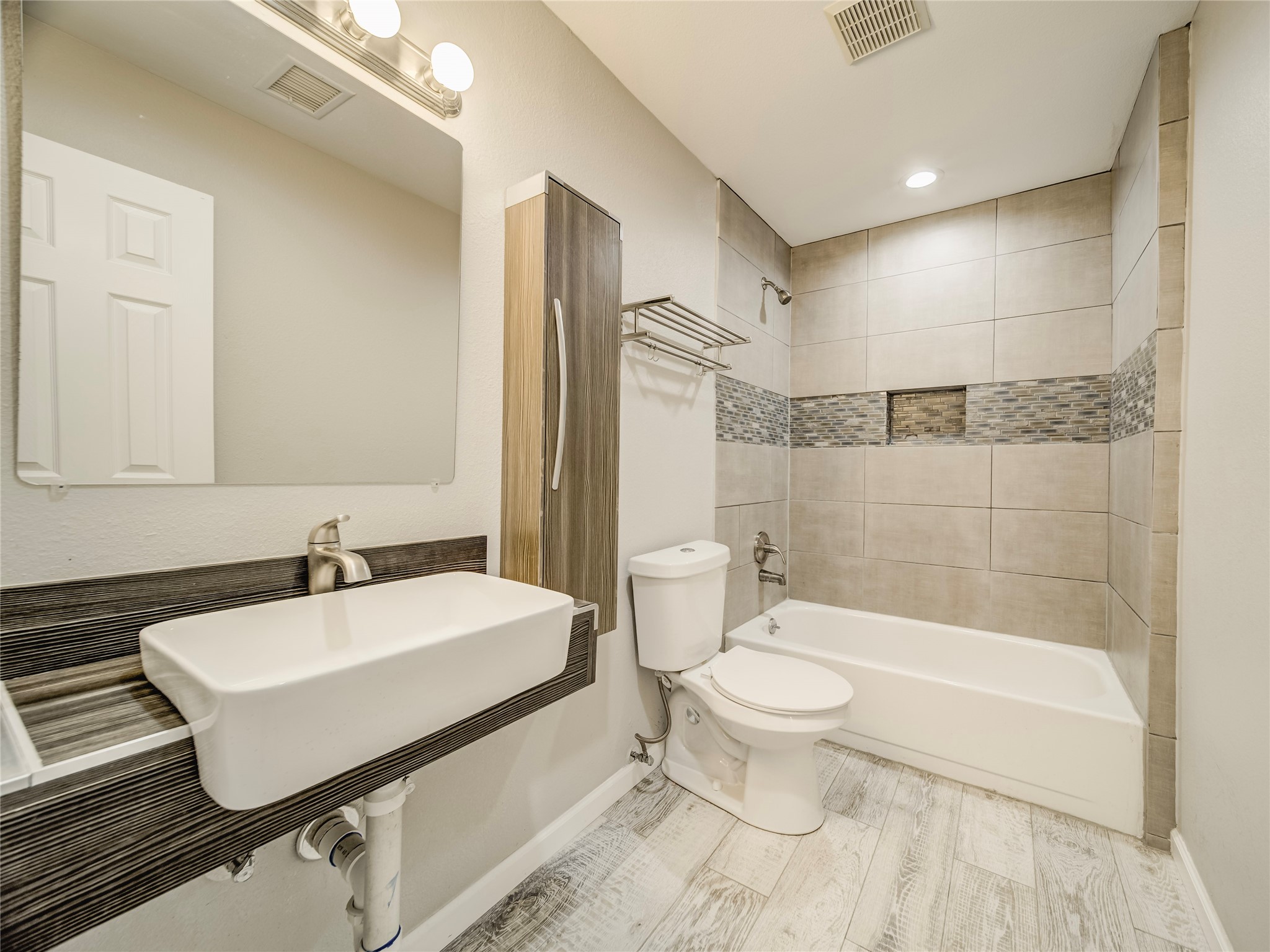 6004 White Rose Trail Dallas TX 75248