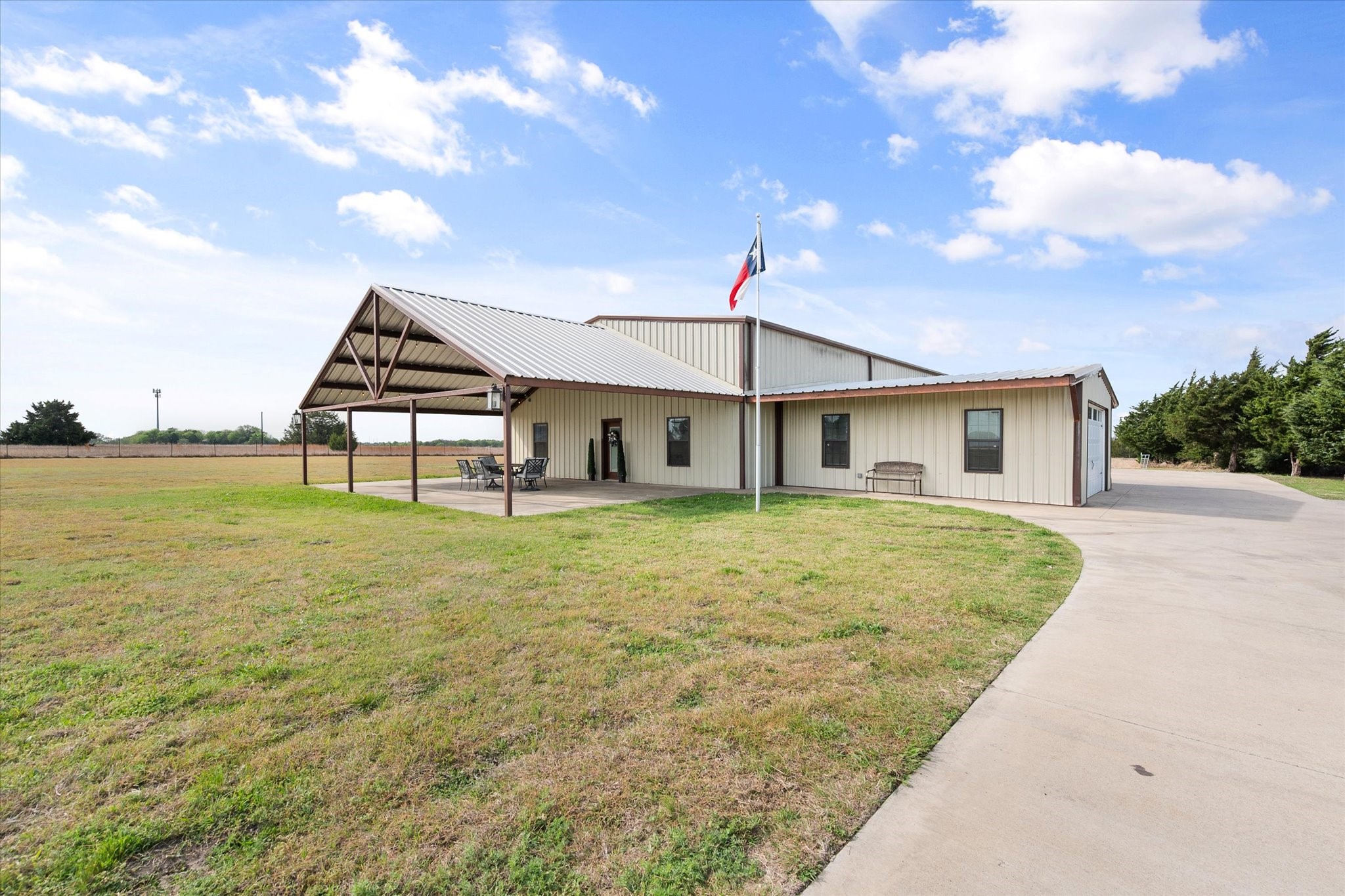 671 Robnett Road Waxahachie TX 75165