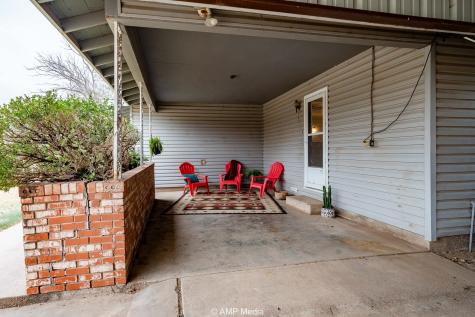 510 W Irving Street Munday TX 76371