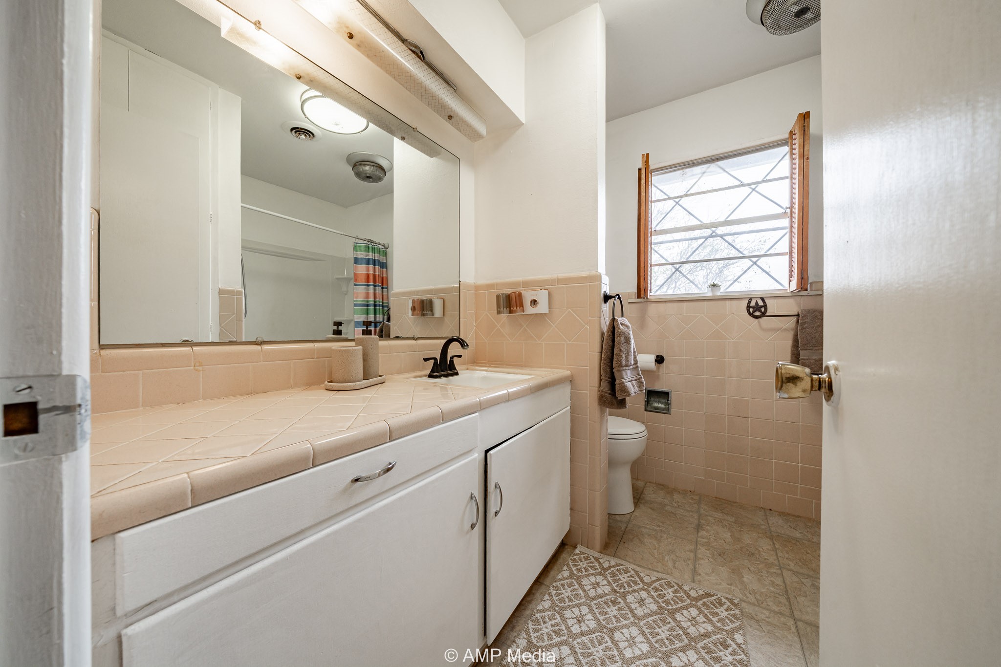 510 W Irving Street Munday TX 76371
