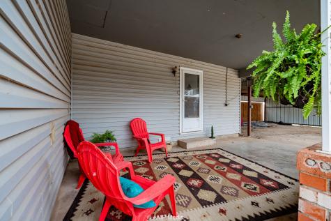 510 W Irving Street Munday TX 76371