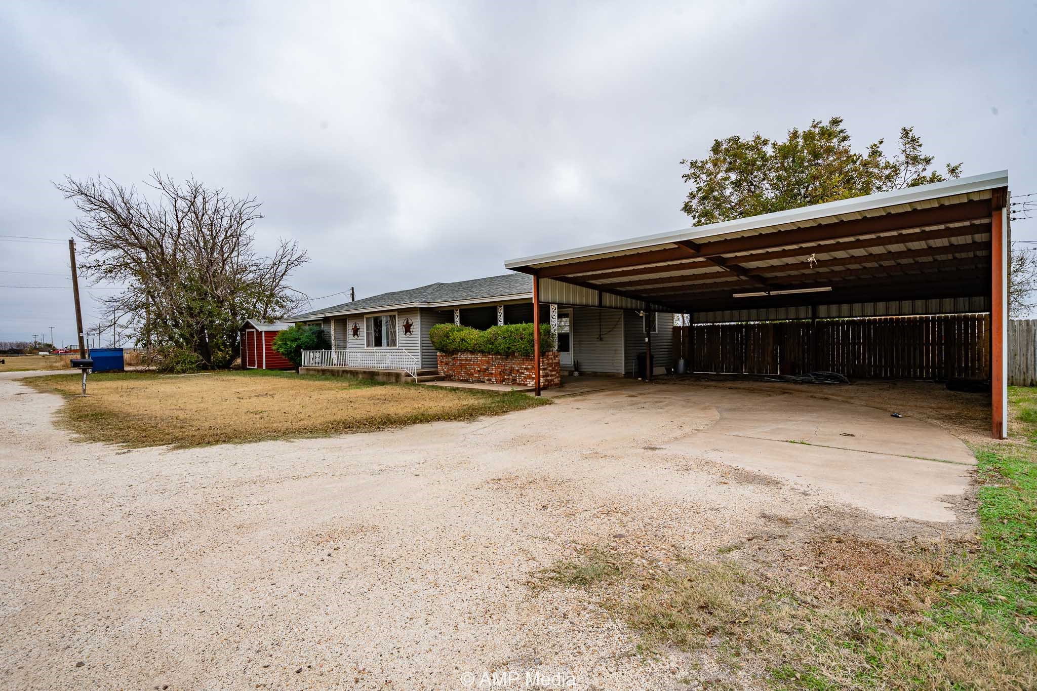510 W Irving Street Munday TX 76371