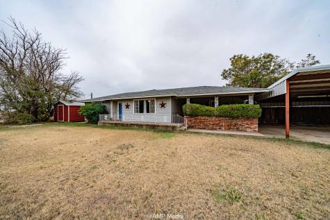 510 W Irving Street Munday TX 76371