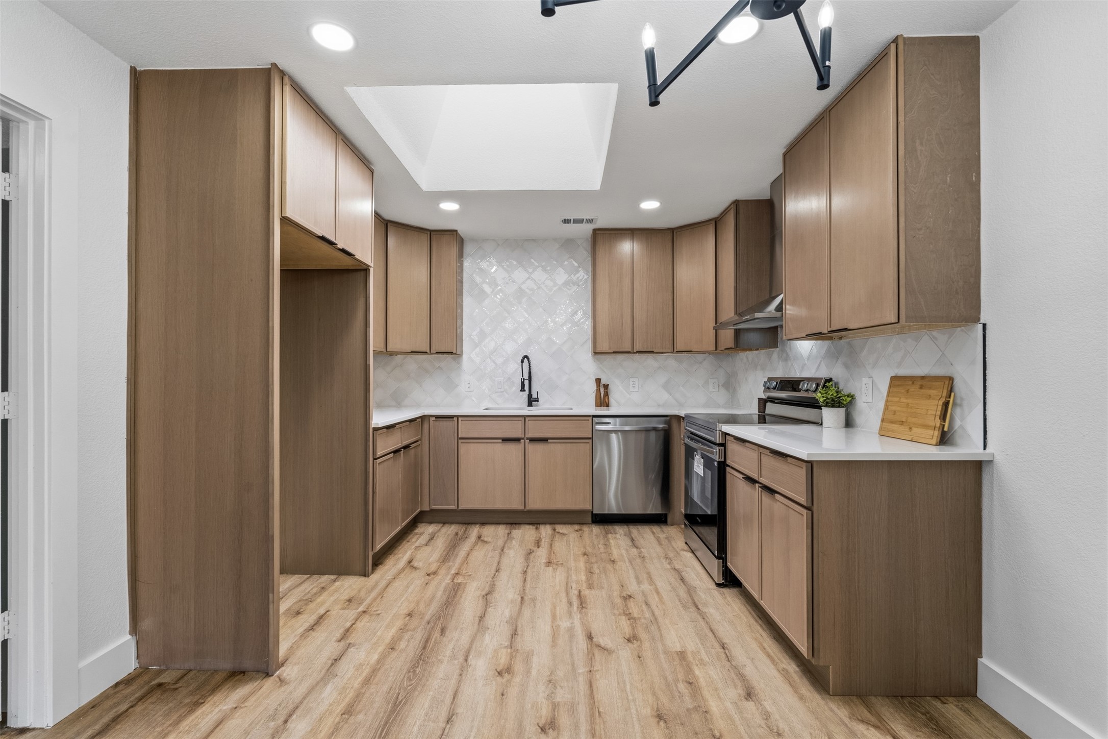 9255 Crimnson Court Dallas TX 75217